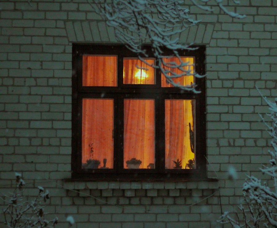 Photo night noise neighbor