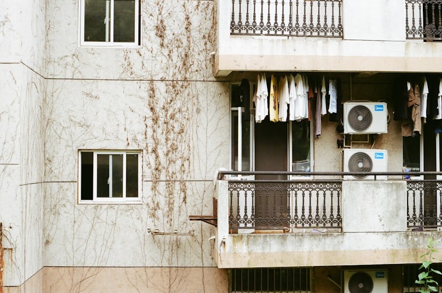 Photo drying clothes apartment winter humidity